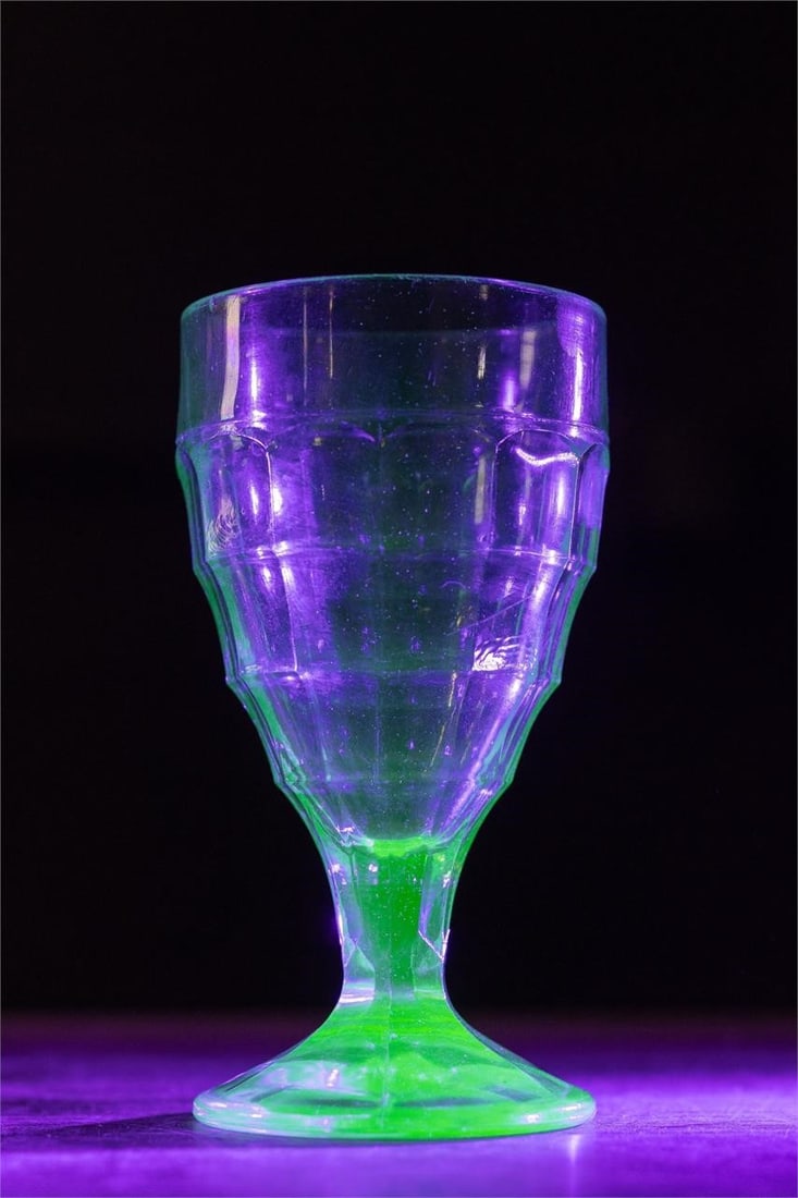 Colonial Block Pattern by Hazel Atlas Goblet 1 (1 of 4)