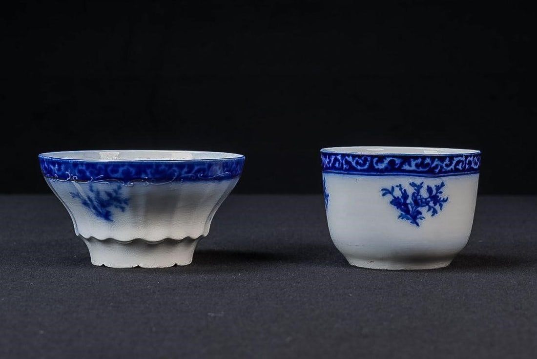 Pair of Victorian Flow Blue Waste Bowls (1 of 5)