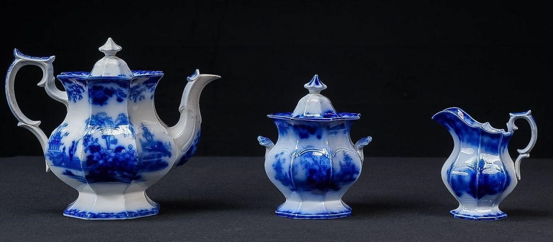 3-Piece Flow Blue "Scinde" Alcock Tea Set (1 of 10)