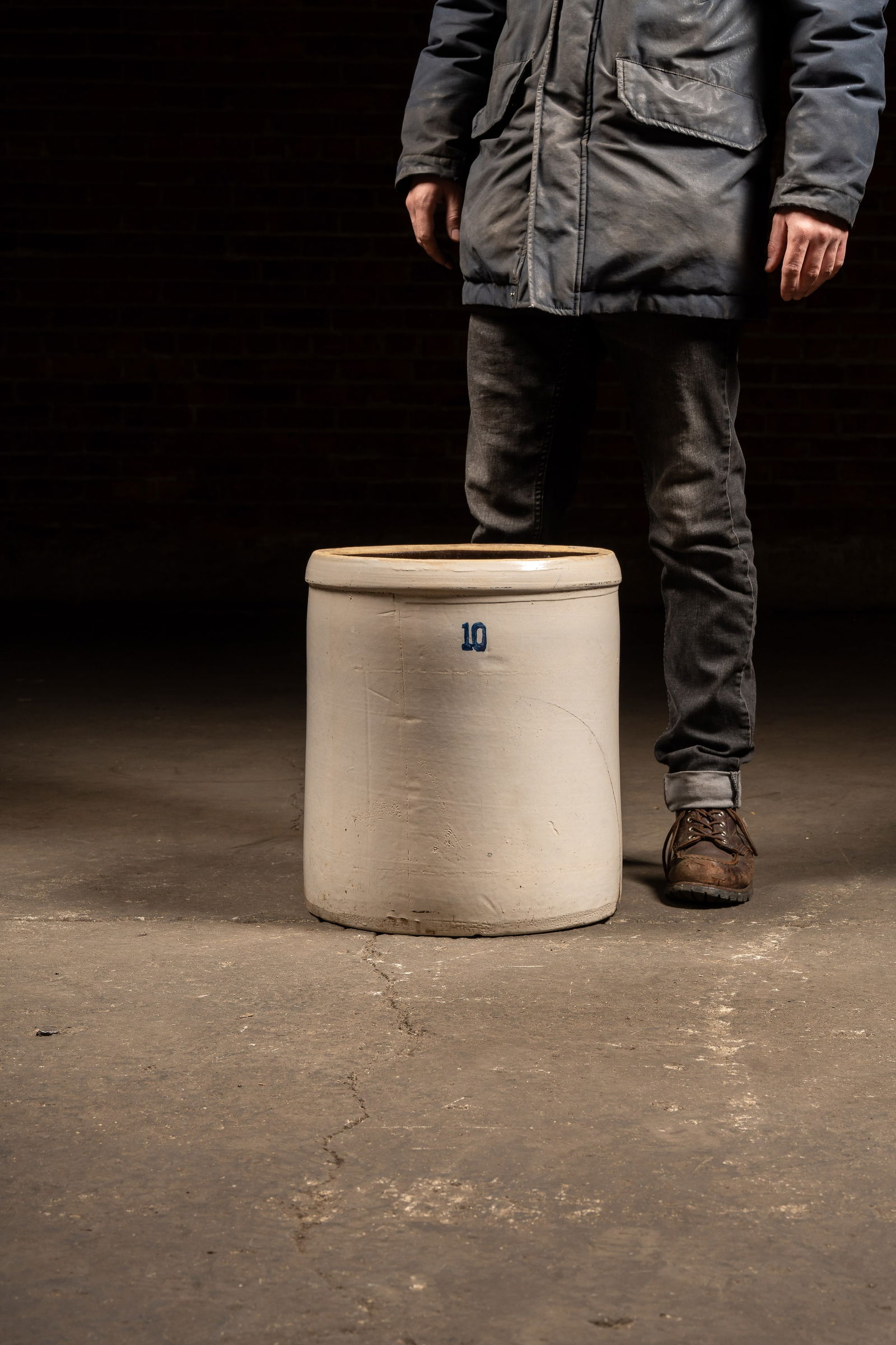 10 Gal. Unmarked Stoneware Crock: **NOTE: Any shipping quotes provided on this screen are provided by Live Auctioneers. For an in-house shipping quote on this lot, please reach out to us at rockauctiongallery@gmail.com.** 