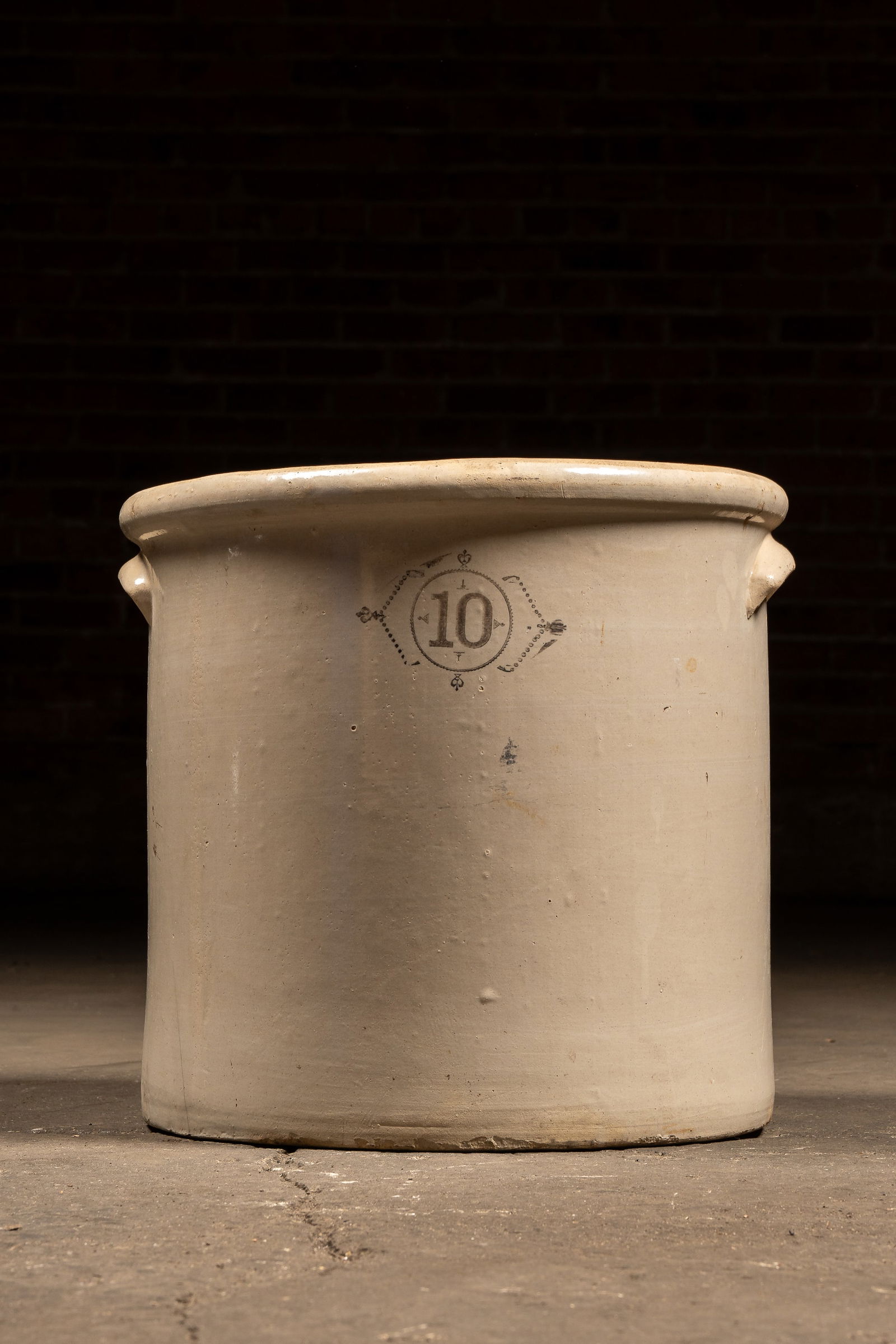 10 Gal. Unmarked Stoneware Crock: **NOTE: Any shipping quotes provided on this screen are provided by Live Auctioneers. For an in-house shipping quote on this lot, please reach out to us at rockauctiongallery@gmail.com.** 
