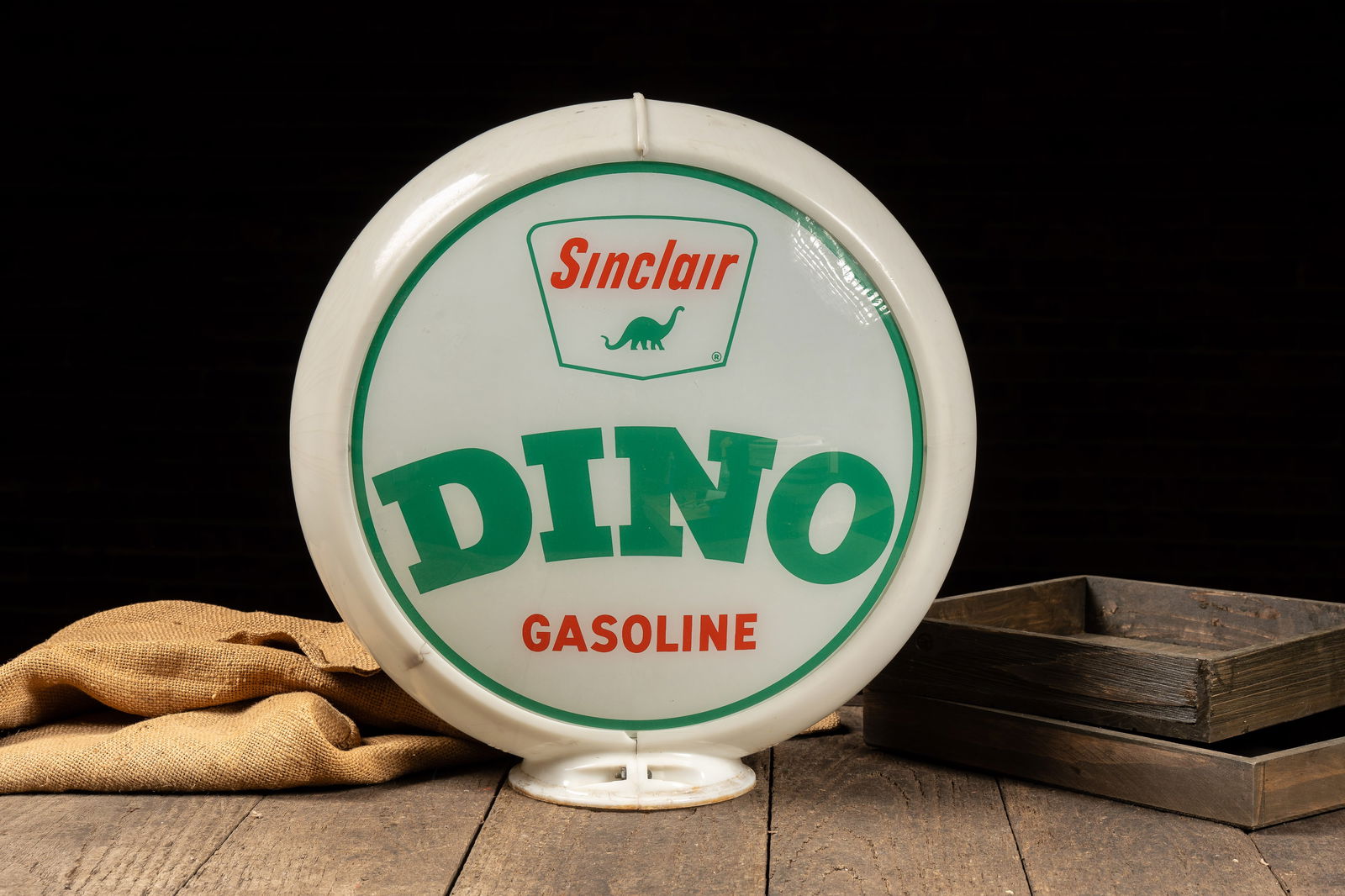 Sinclair 'Dino' Plastic Service Station Globe - 3