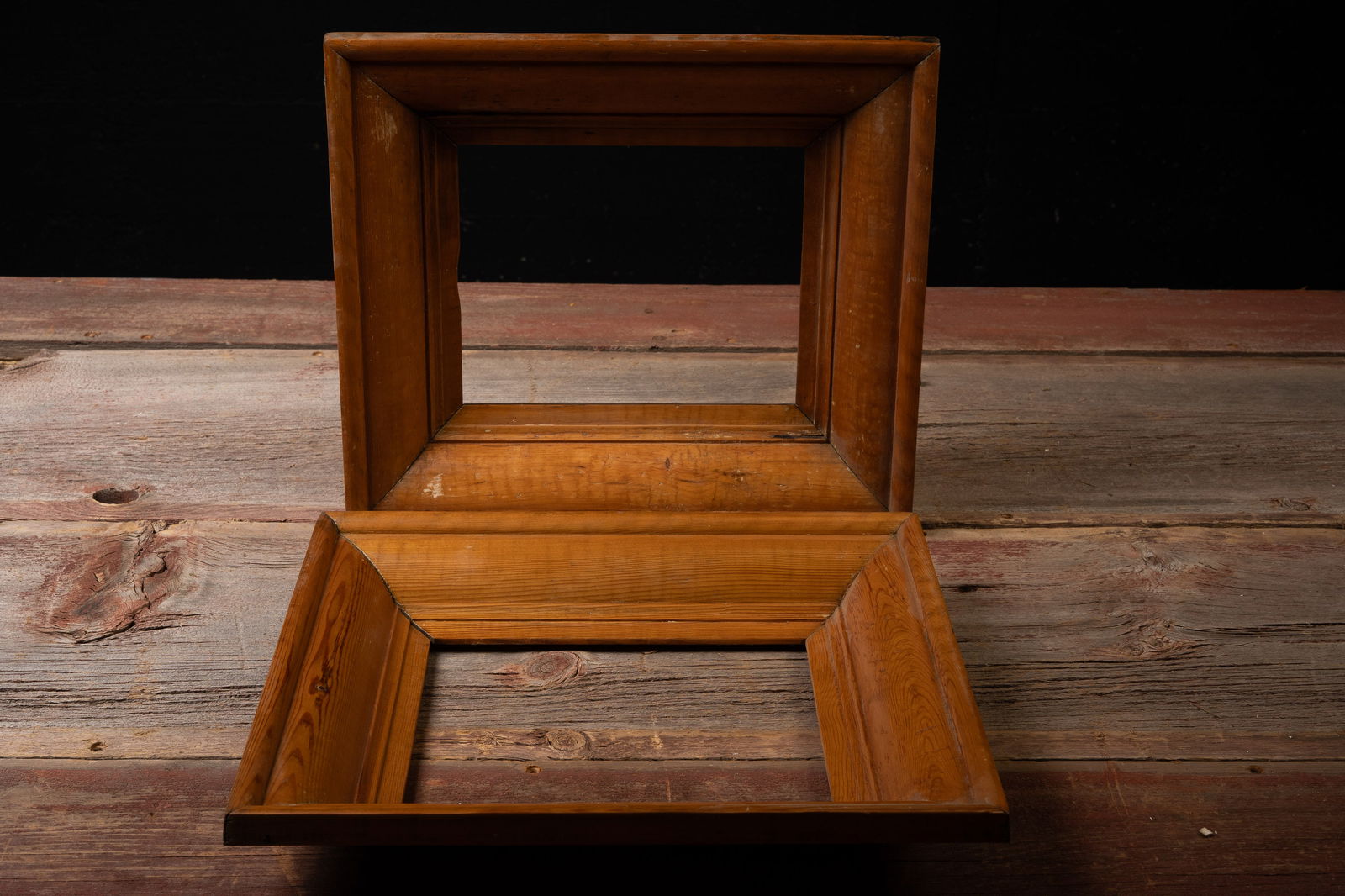 Antique Wood Picture Frame with Wide Coved Profile: **NOTE: Any shipping quotes provided on this screen are provided by Live Auctioneers. For an in-house shipping quote on this lot, please reach out to us at rockauctiongallery@gmail.com.** C-19125