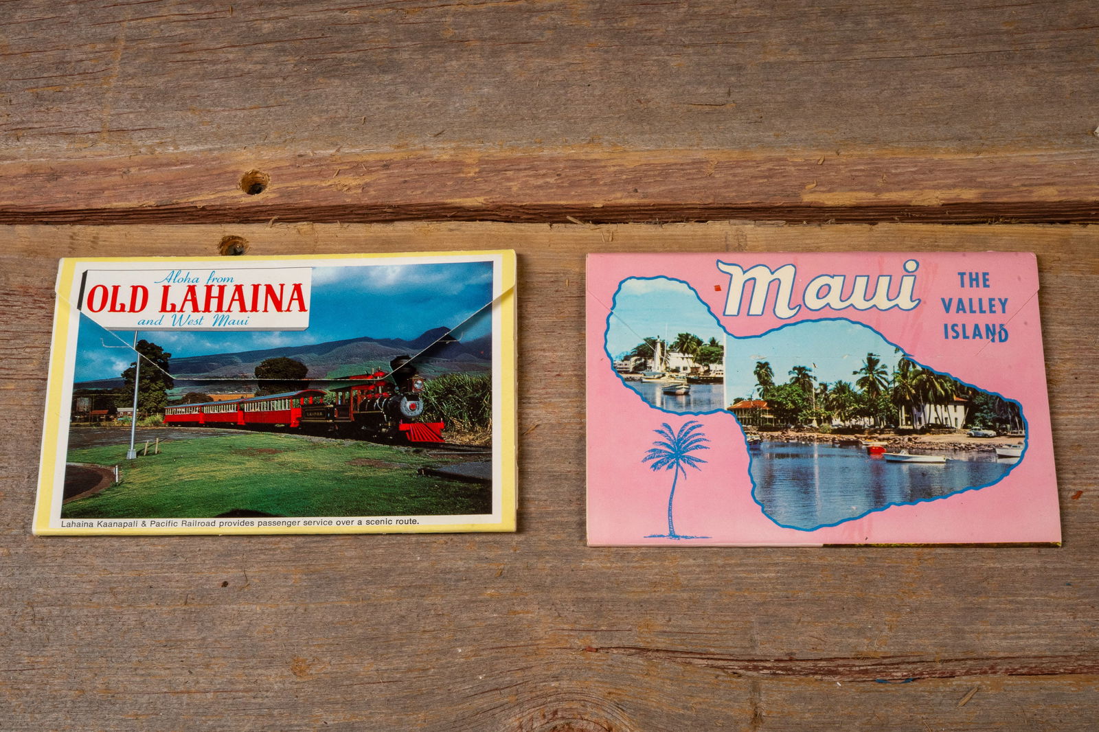 Maui Folding Postcard Booklets