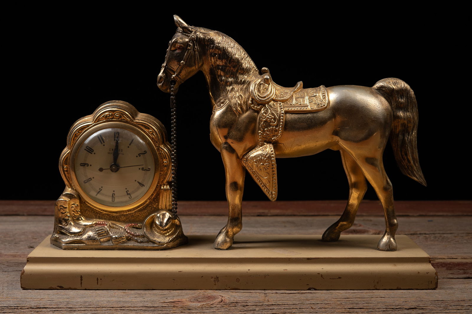 Gilded Western Horse & Cowboy Mantel Clock (1 of 11)