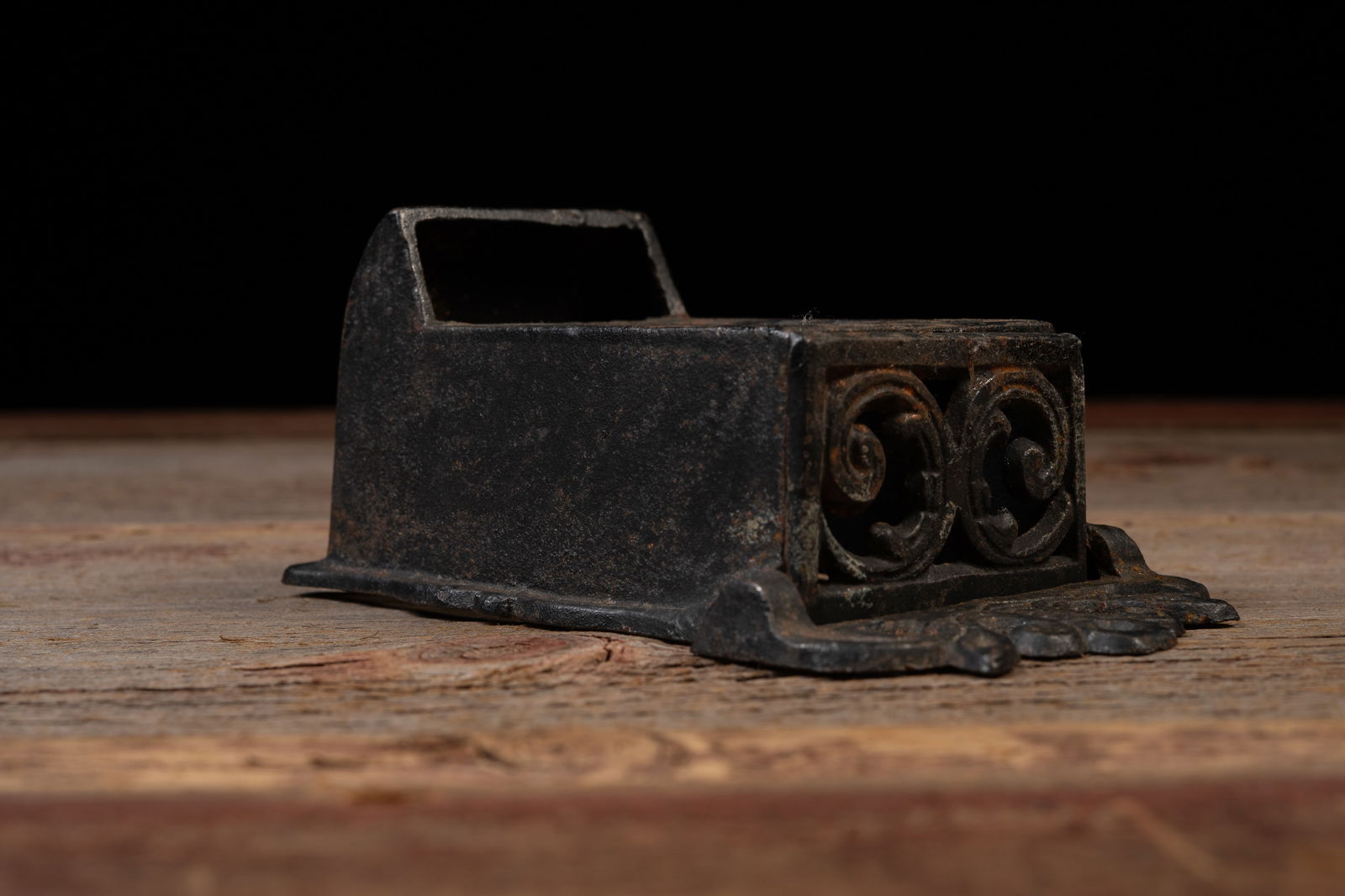 Cast Iron Wall Mount Match Safe - 4