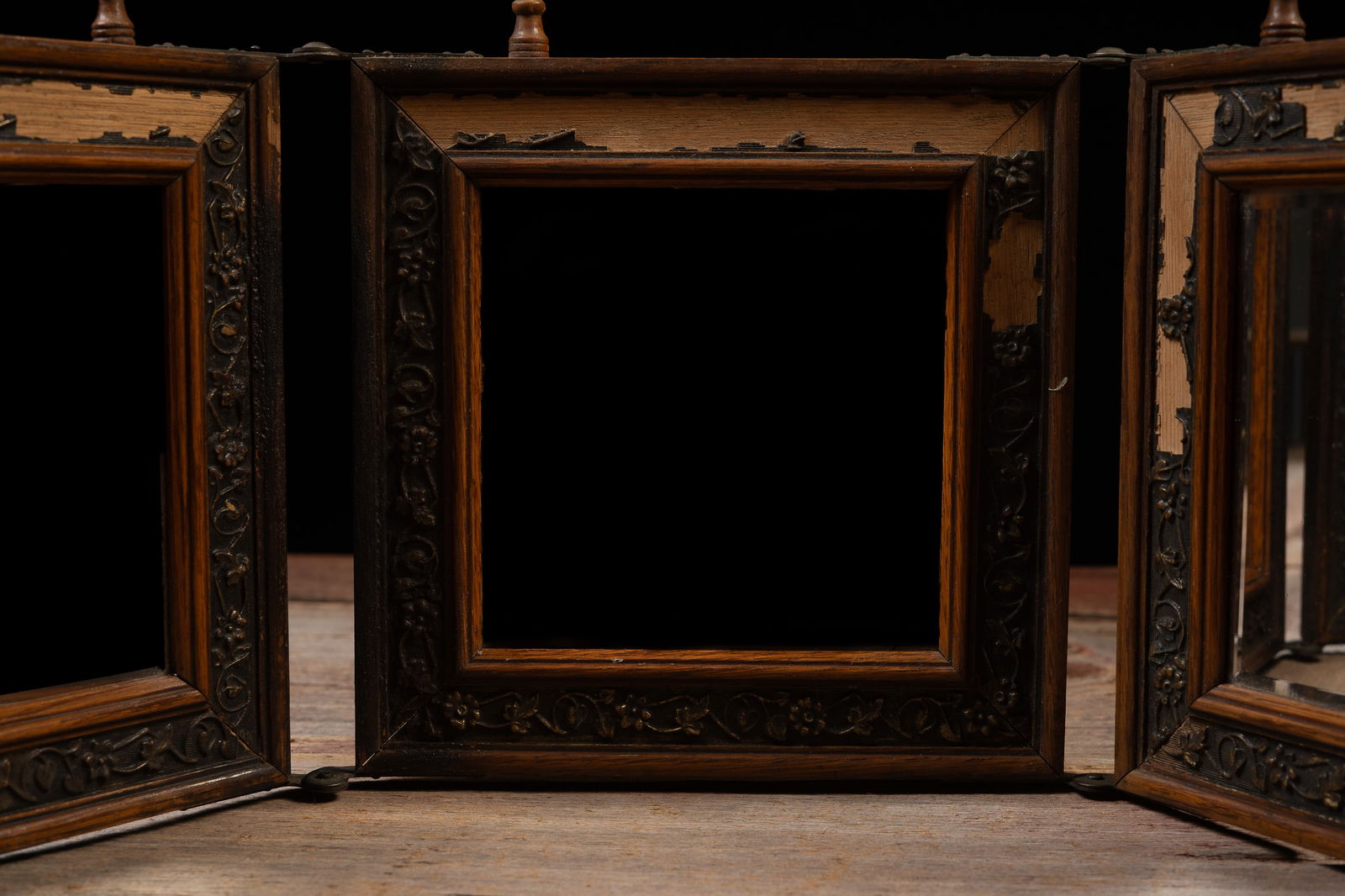 Victorian Tri-Fold Vanity Mirror - 12