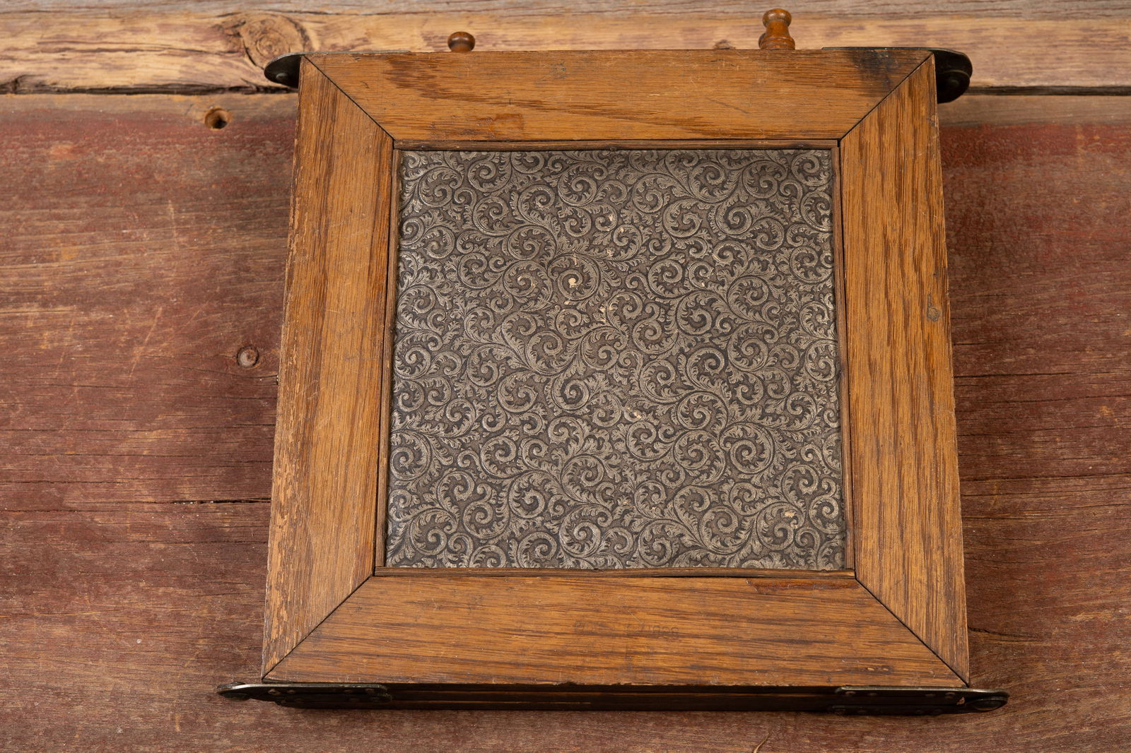 Victorian Tri-Fold Vanity Mirror - 7