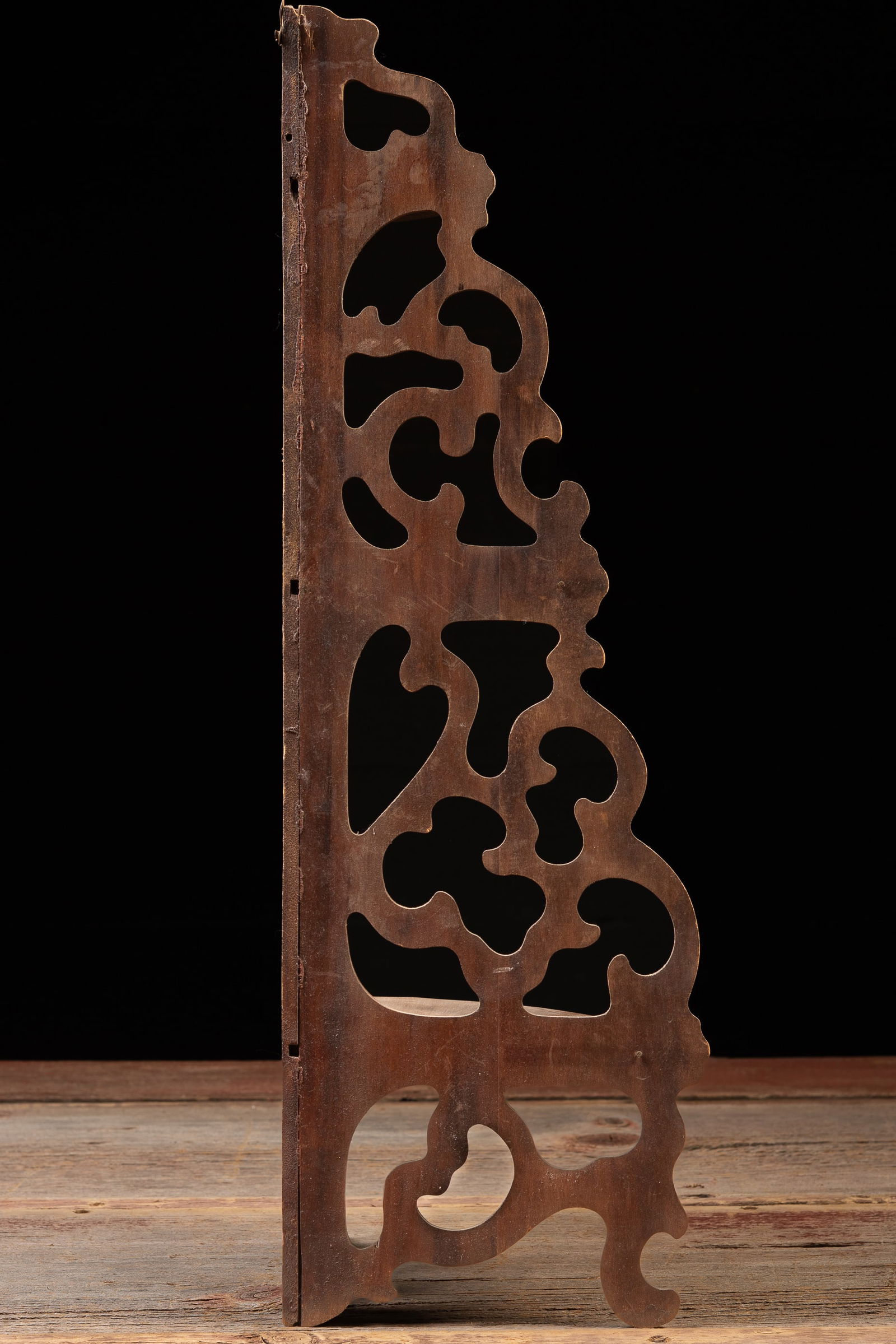 Victorian Three-Tier Scroll-Cut Corner Shelf - 4