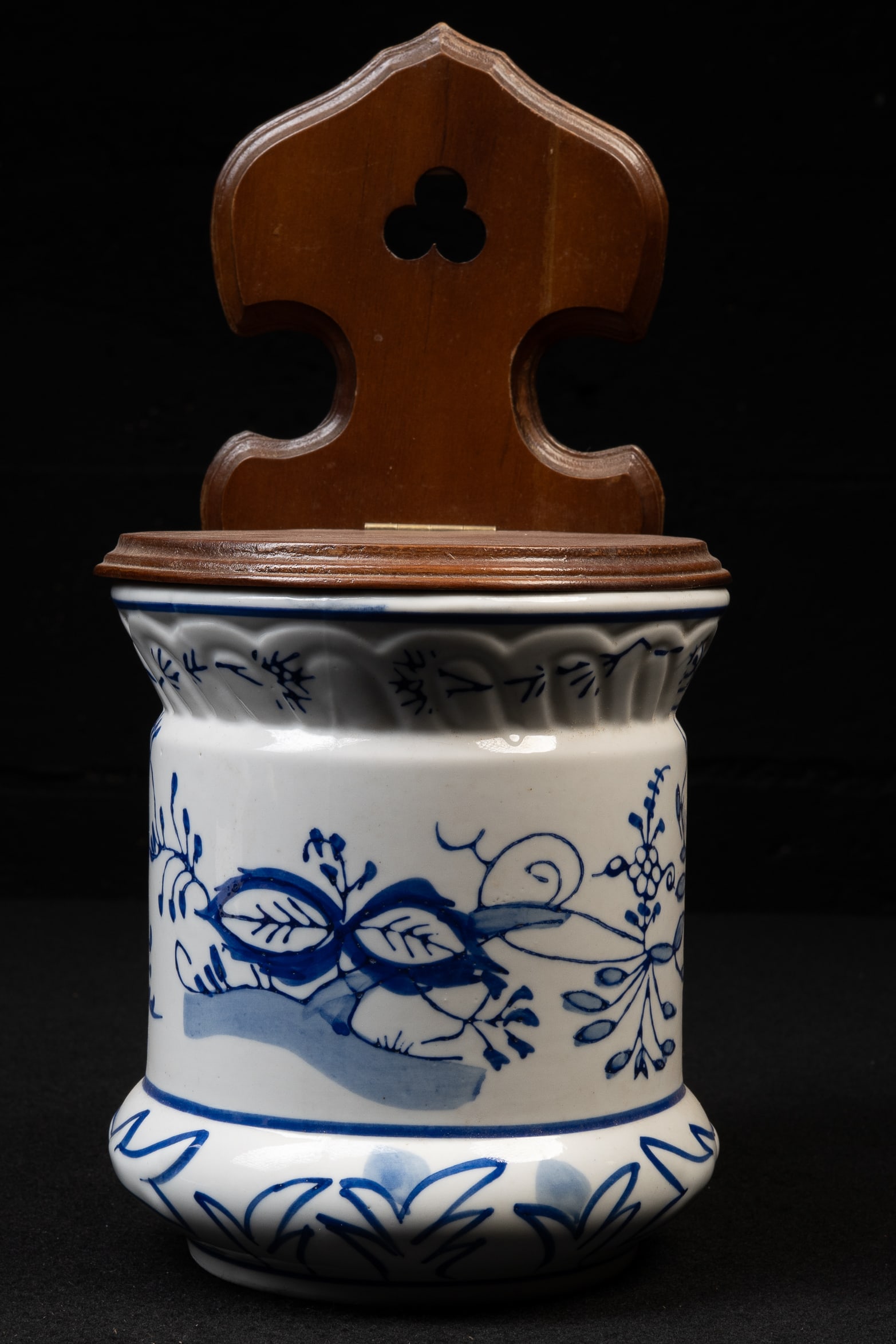 Antique Ceramic Blue & White Wall-Mounted Salt Box: **NOTE: Any shipping quotes provided on this screen are provided by Live Auctioneers. For an in-house shipping quote on this lot, please reach out to us at rockauctiongallery@gmail.com.** C-19335