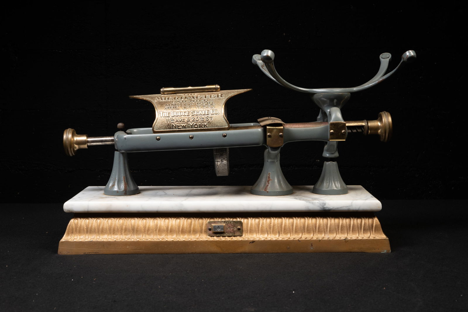 The â€?Micrometerâ€? Patent Counter Scale - 4