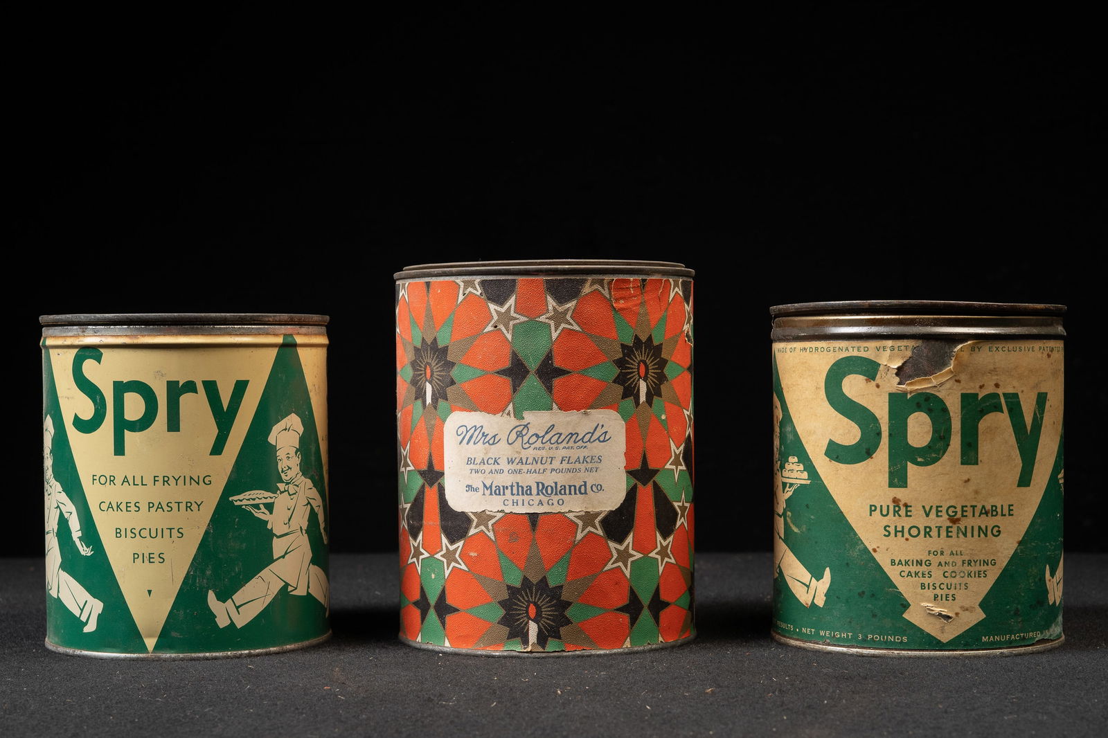 Trio of Vintage Baking Tins (1 of 9)