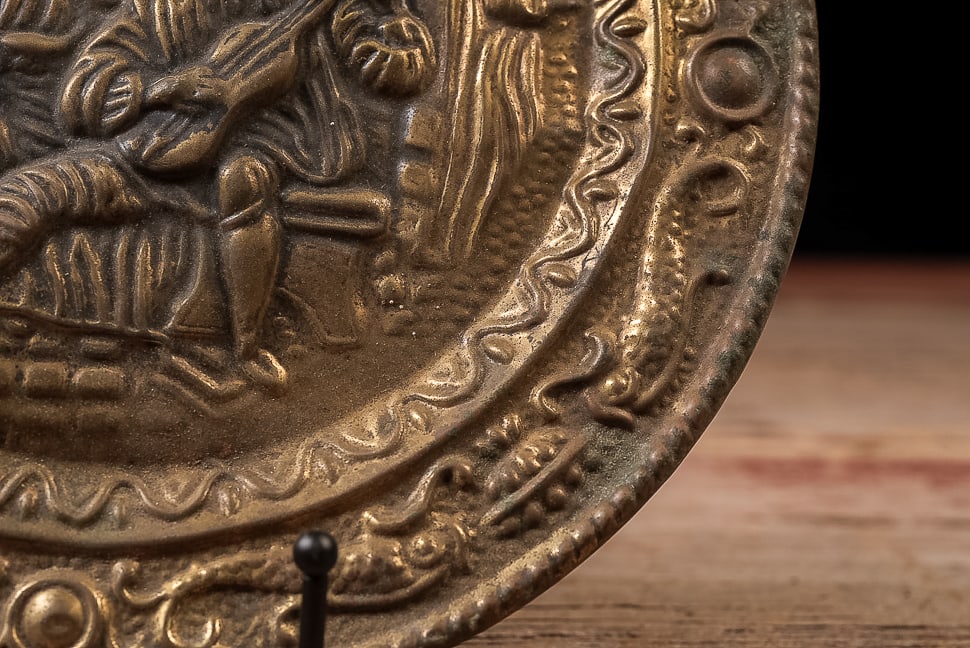 Embossed Brass Figural Decorative Wall Plate - 3