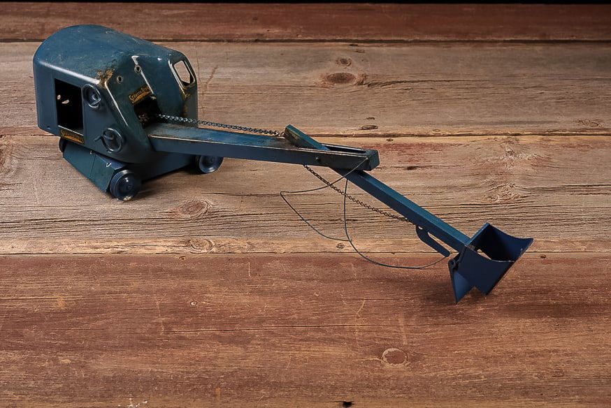 Structo Pressed Steel Power Shovel Toy: **NOTE: Any shipping quotes provided on this screen are provided by Live Auctioneers. For an in-house shipping quote on this lot, please reach out to us at rockauctiongallery@gmail.com.** C-19486