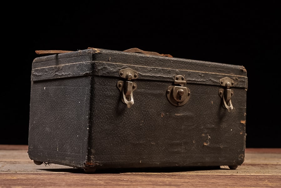 Sample Auto Trunk Case by A.E. Nelson Mfg. Co. - 3