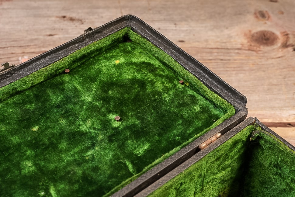 Sample Auto Trunk Case by A.E. Nelson Mfg. Co. - 6