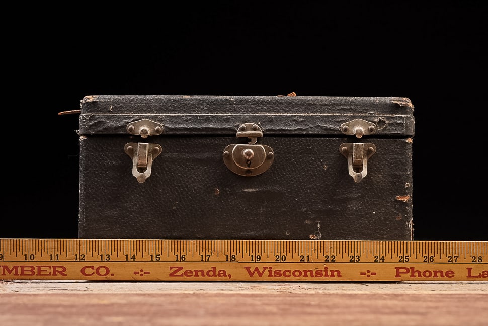 Sample Auto Trunk Case by A.E. Nelson Mfg. Co. - 8