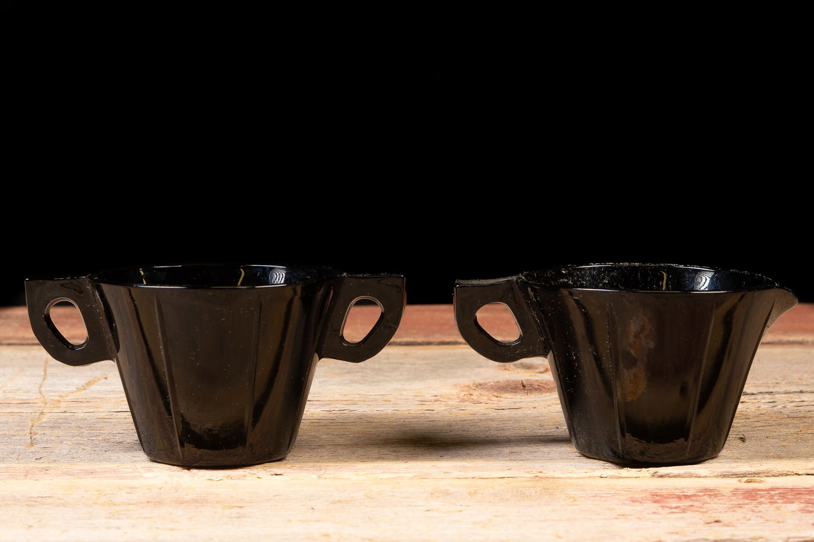 Shaggy Rose' Amethyst Glass Sugar and Creamer Set: **NOTE: Any shipping quotes provided on this screen are provided by Live Auctioneers. For an in-house shipping quote on this lot, please reach out to us at rockauctiongallery@gmail.com.** 