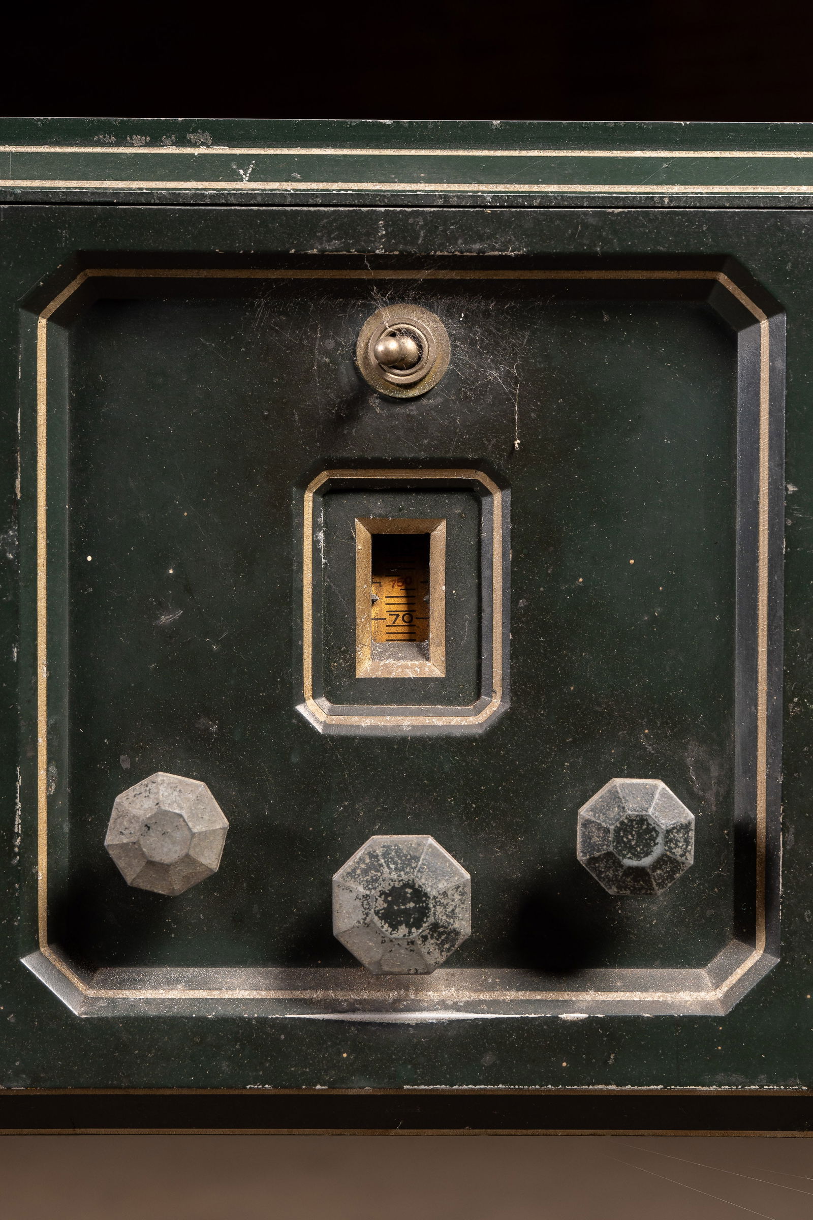 Antique Everready AC Receiver - 3