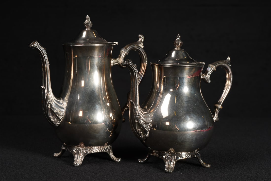 Silverplated Coffee and Teapot (1 of 10)