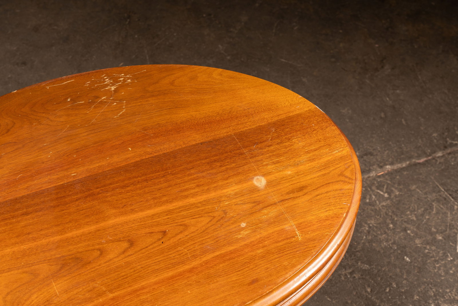 Victorian Oval Side Table - 3