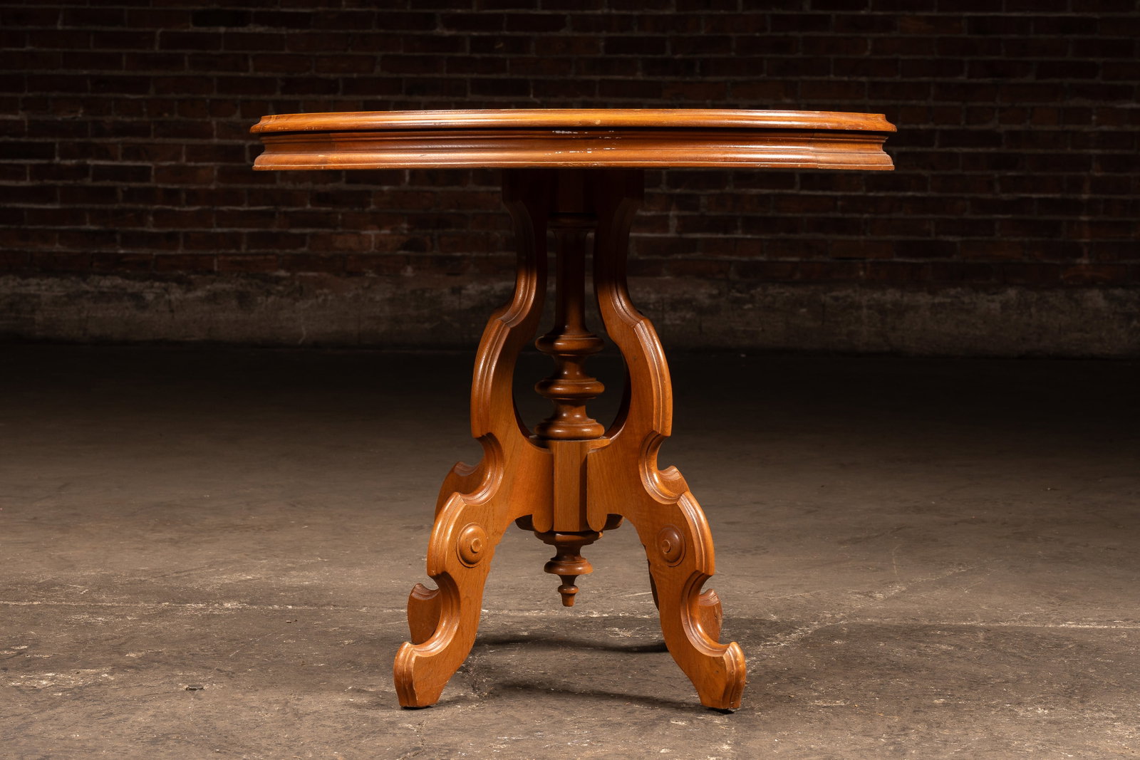 Victorian Oval Side Table - 4
