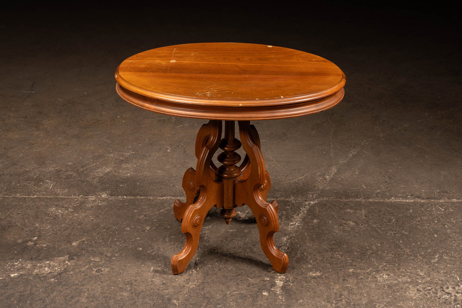 Victorian Oval Side Table - 6
