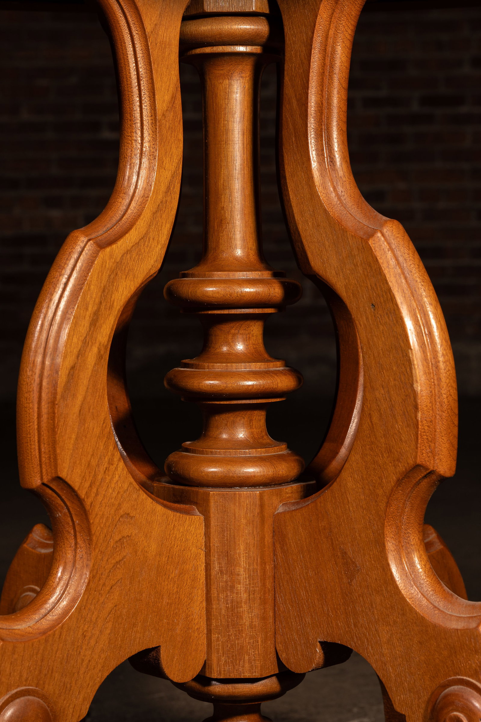 Victorian Oval Side Table - 7