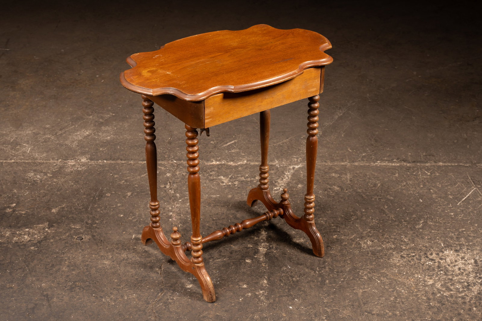 Victorian Spindle Leg Side Table With Drawer (1 of 8)