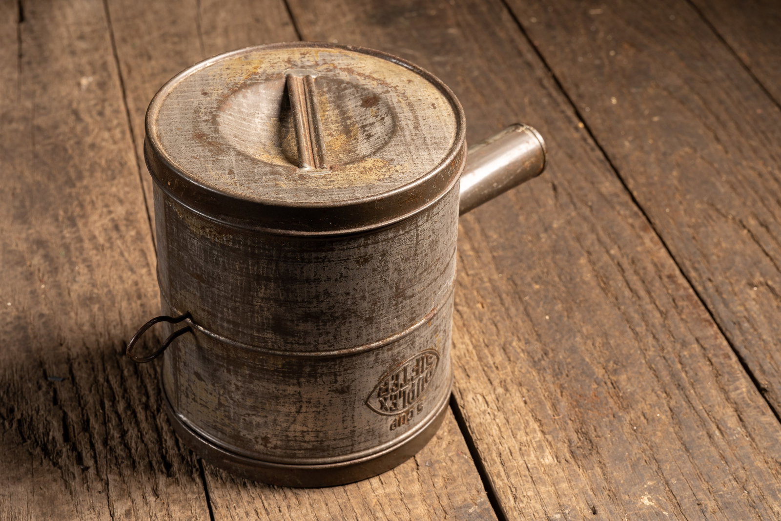 Early 20th Century 5-Cup -Duplex- Kitchen Sifter (1 of 4)