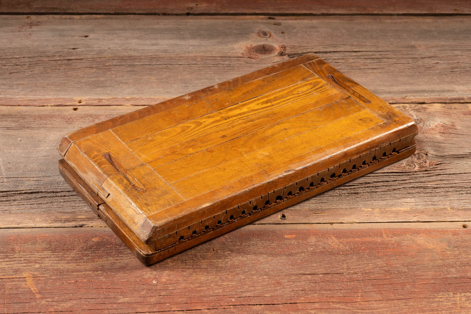 Early 20th C. German, 2-Plate, Hinged Cigar Press: **NOTE: Any shipping quotes provided on this screen or on your Live Auctioneers invoice are provided by Live Auctioneers. In-house shipping is available on all lots. For in-house shipping quotes, plea
