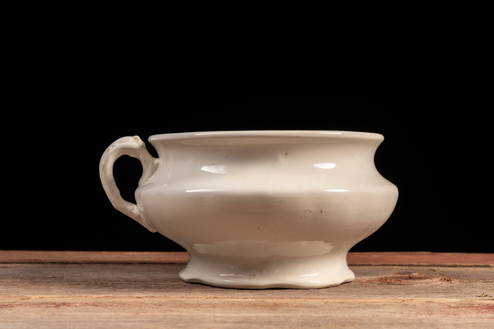 Antique Ceramic Chamber Pot by Princeton (1 of 6)