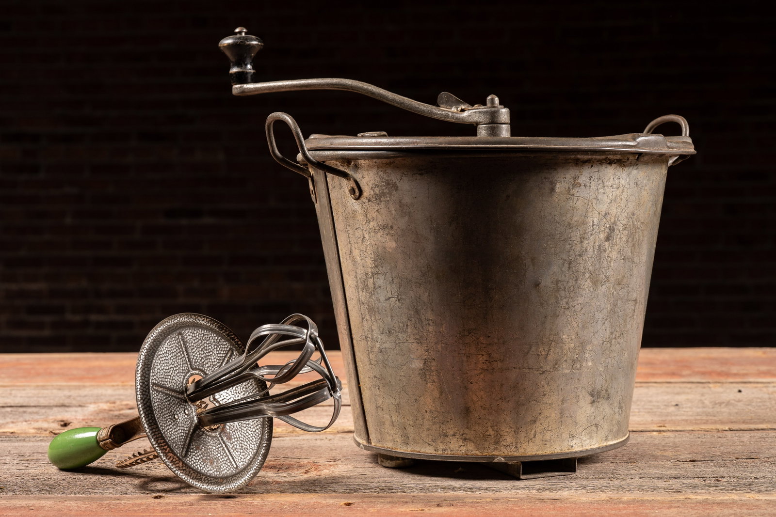 Early 20th Century Hand Mixer and Bread Maker Pail: **NOTE: Any shipping quotes provided on this screen or on your Live Auctioneers invoice are provided by Live Auctioneers. In-house shipping is available on all lots. For in-house shipping quotes, plea