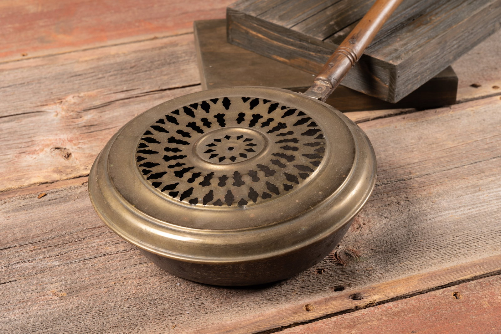 Long-Handled Pierced Brass Bed Warming Pan - 2