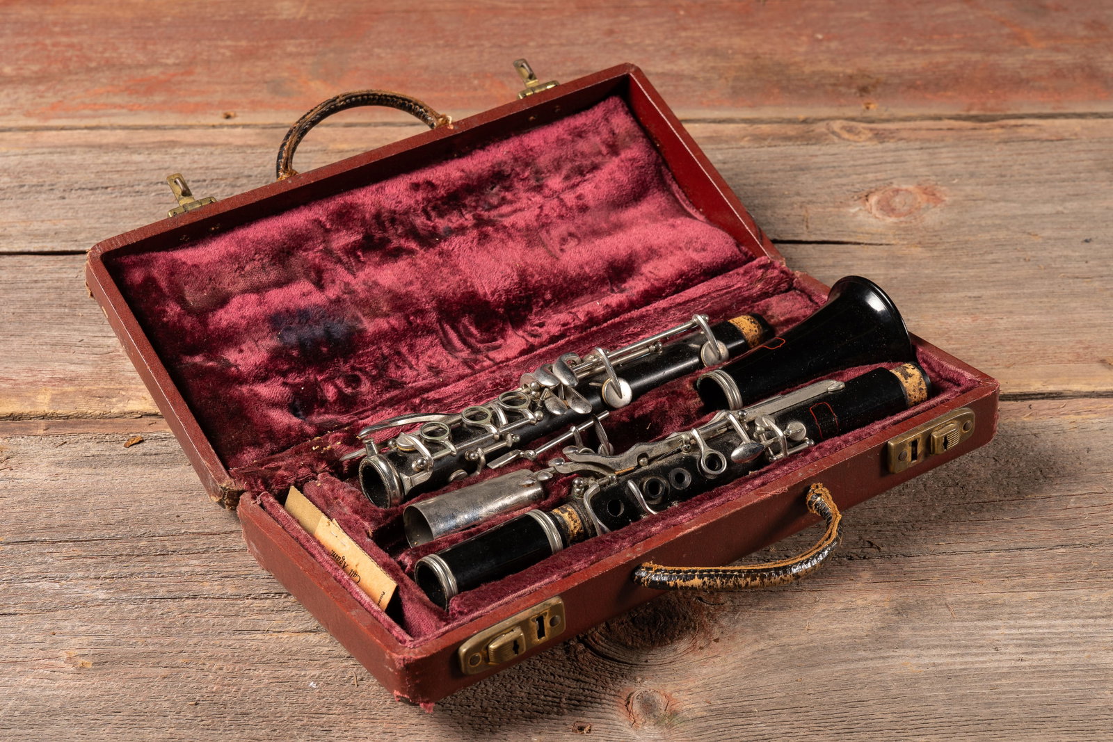 Vintage Bundy Resonite Student Clarinet by Selmer (1 of 7)