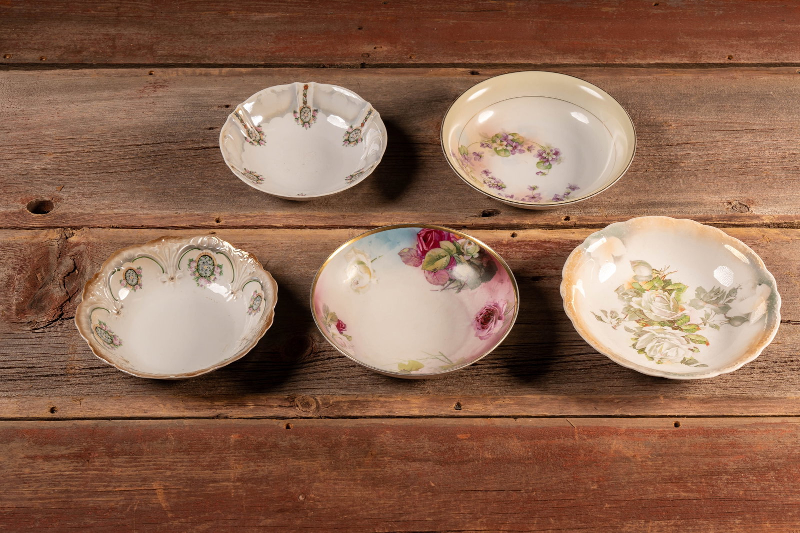 Set of Five Continental Porcelain Floral Bowls: **NOTE: Any shipping quotes provided on this screen or on your Live Auctioneers invoice are provided by Live Auctioneers. In-house shipping is available on all lots. For in-house shipping quotes, plea