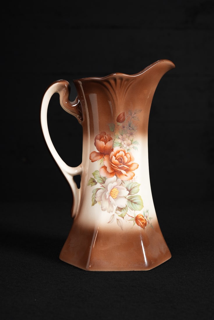 Vintage Hand-Painted Bavarian Porcelain Tankard: **NOTE: Any shipping quotes provided on this screen or on your Live Auctioneers invoice are provided by Live Auctioneers. In-house shipping is available on all lots. For in-house shipping quotes, plea