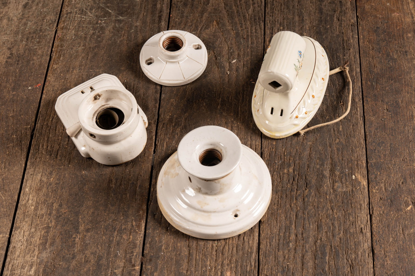 Vintage Porcelain Light Fixtures Lot (1 of 9)