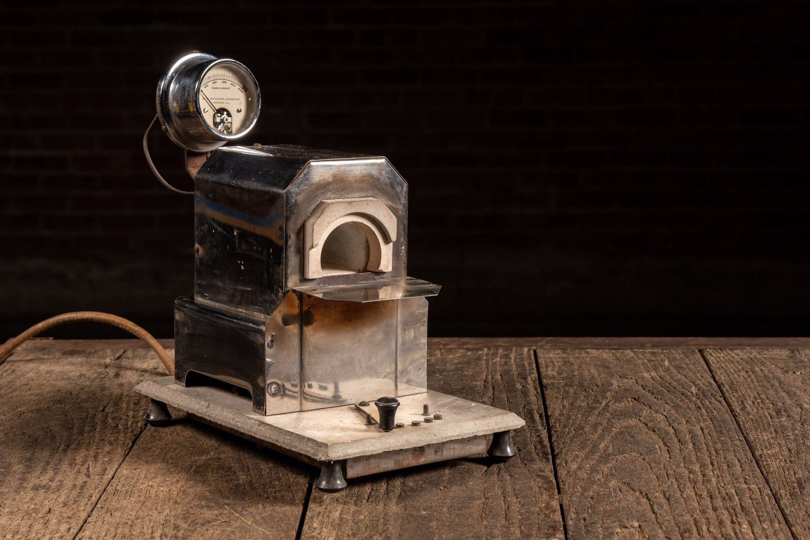 M.W. Schneider Laboratory Dental Furnace Kiln Unit: **NOTE: Any shipping quotes provided on this screen or on your Live Auctioneers invoice are provided by Live Auctioneers. In-house shipping is available on all lots. For in-house shipping quotes, plea