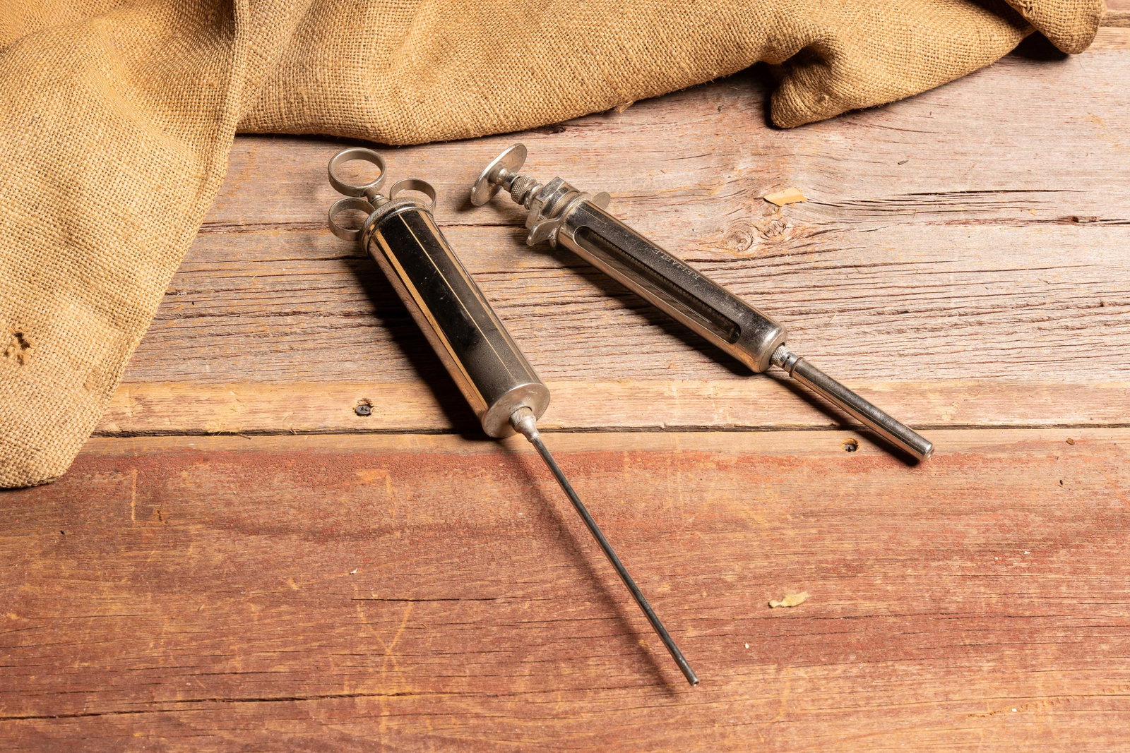 Vintage Medical Syringe Set Glass Metal (1 of 5)