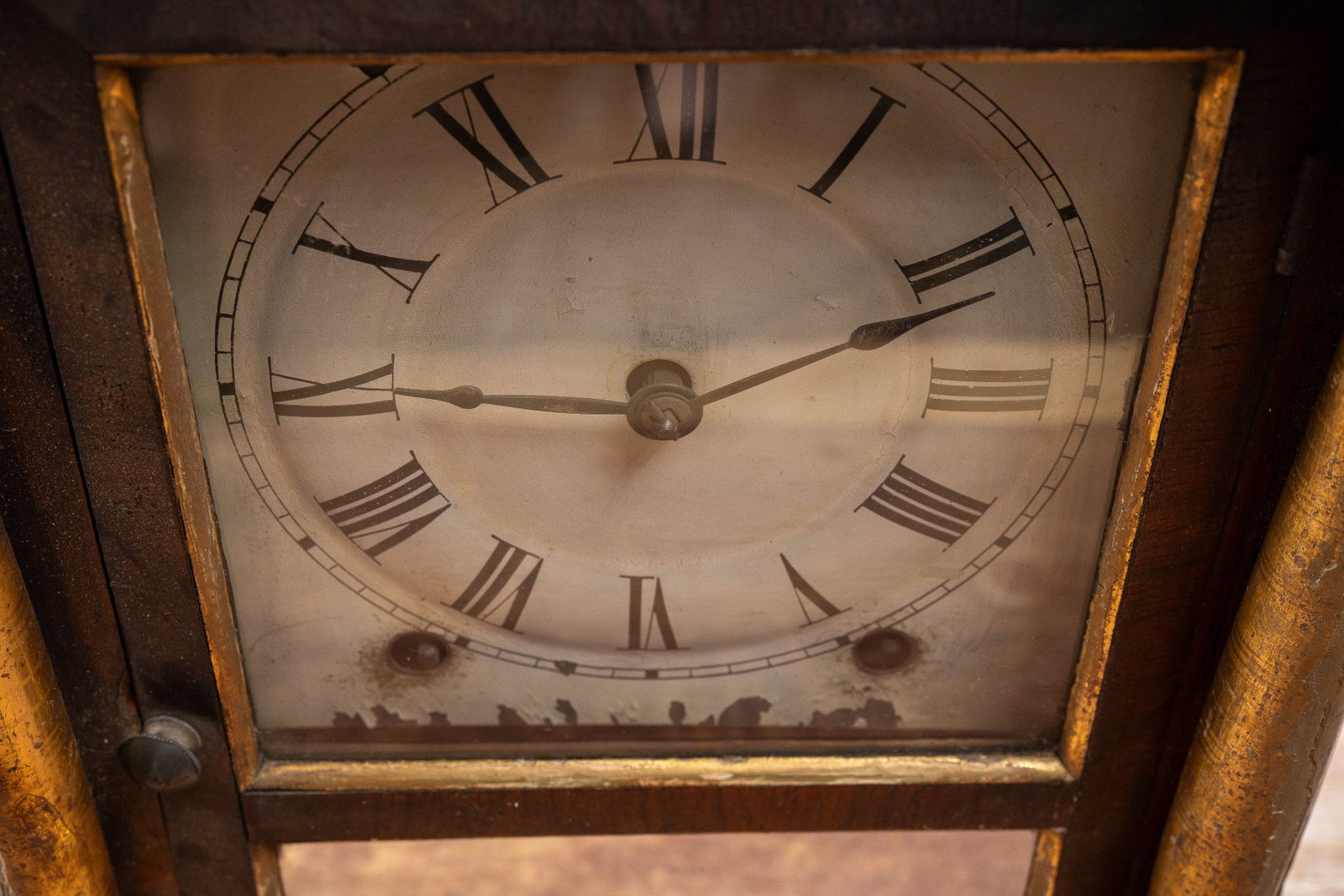 Antique Column Mirror Shelf Clock - 4