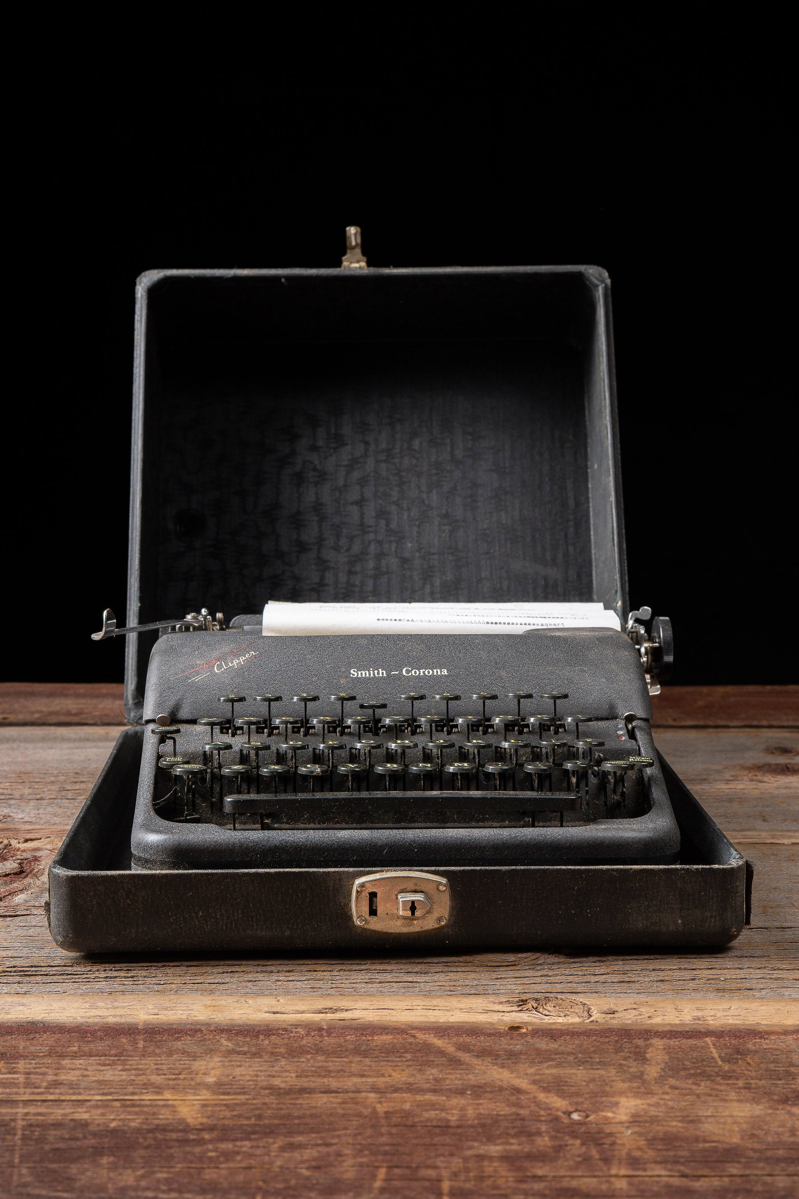 Smith Corona Clipper Typewriter with Case (1 of 15)