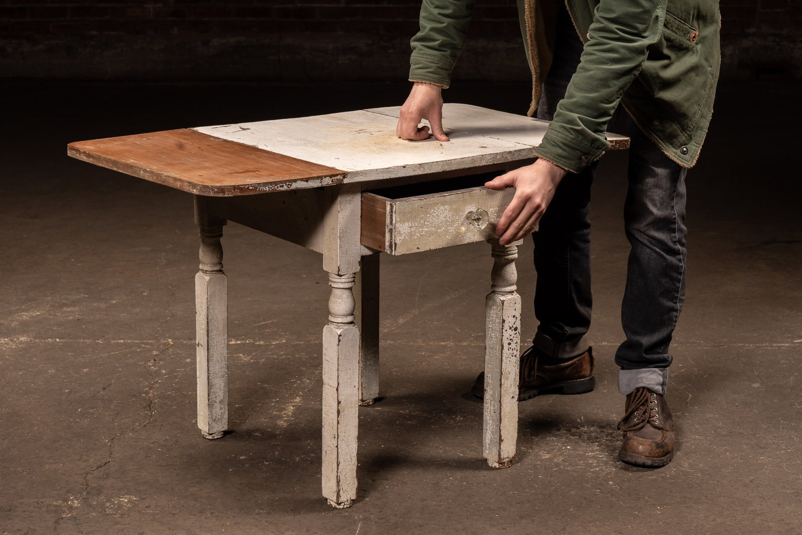 Chippy Folding Leaf Table in White - 10