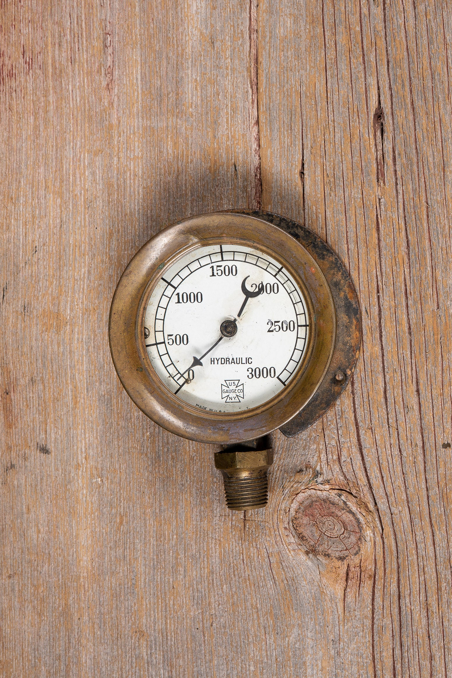 Early 20th Century Hydraulic Pressure Gauge: **NOTE: Any shipping quotes provided on this screen or on your Live Auctioneers invoice are provided by Live Auctioneers. In-house shipping is available on all lots. For in-house shipping quotes,