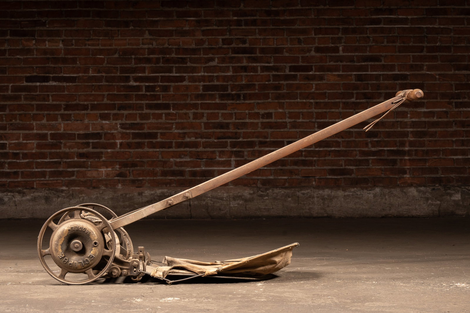 Antique Eclipse Self-Sharpening Push Reel Mower - 2