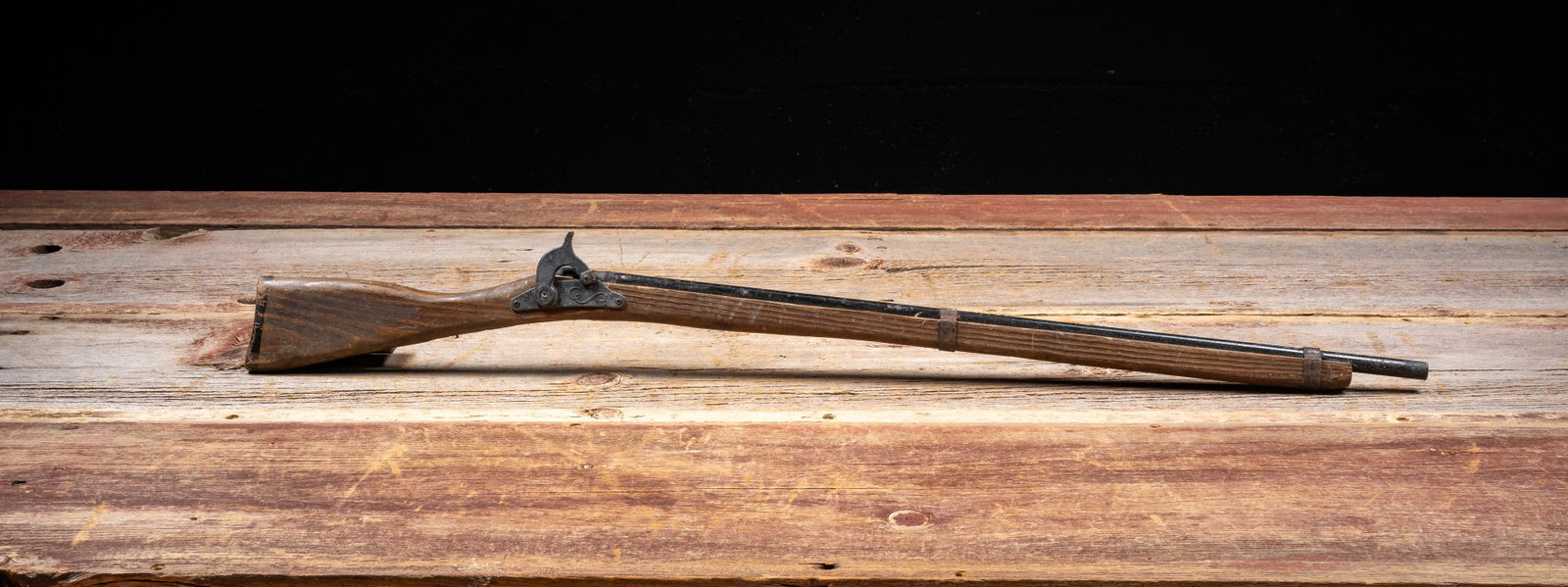 Decorative Flintlock Style Wall Rifle (1 of 7)