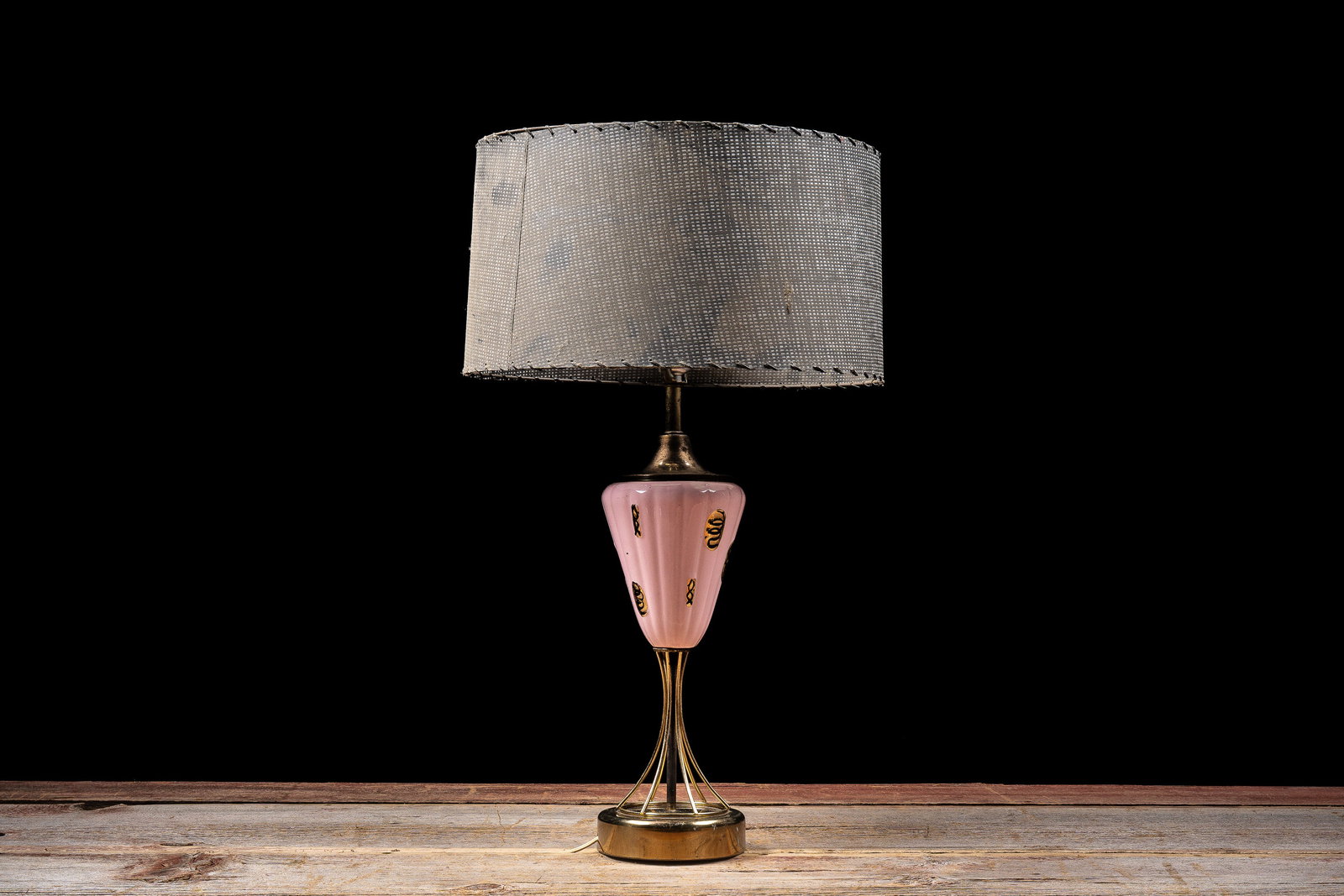 Pink Glass Table Lamp: **NOTE: Any shipping quotes provided on this screen or on your Live Auctioneers invoice are provided by Live Auctioneers. In-house shipping is available on all lots. For in-house shipping quotes, plea