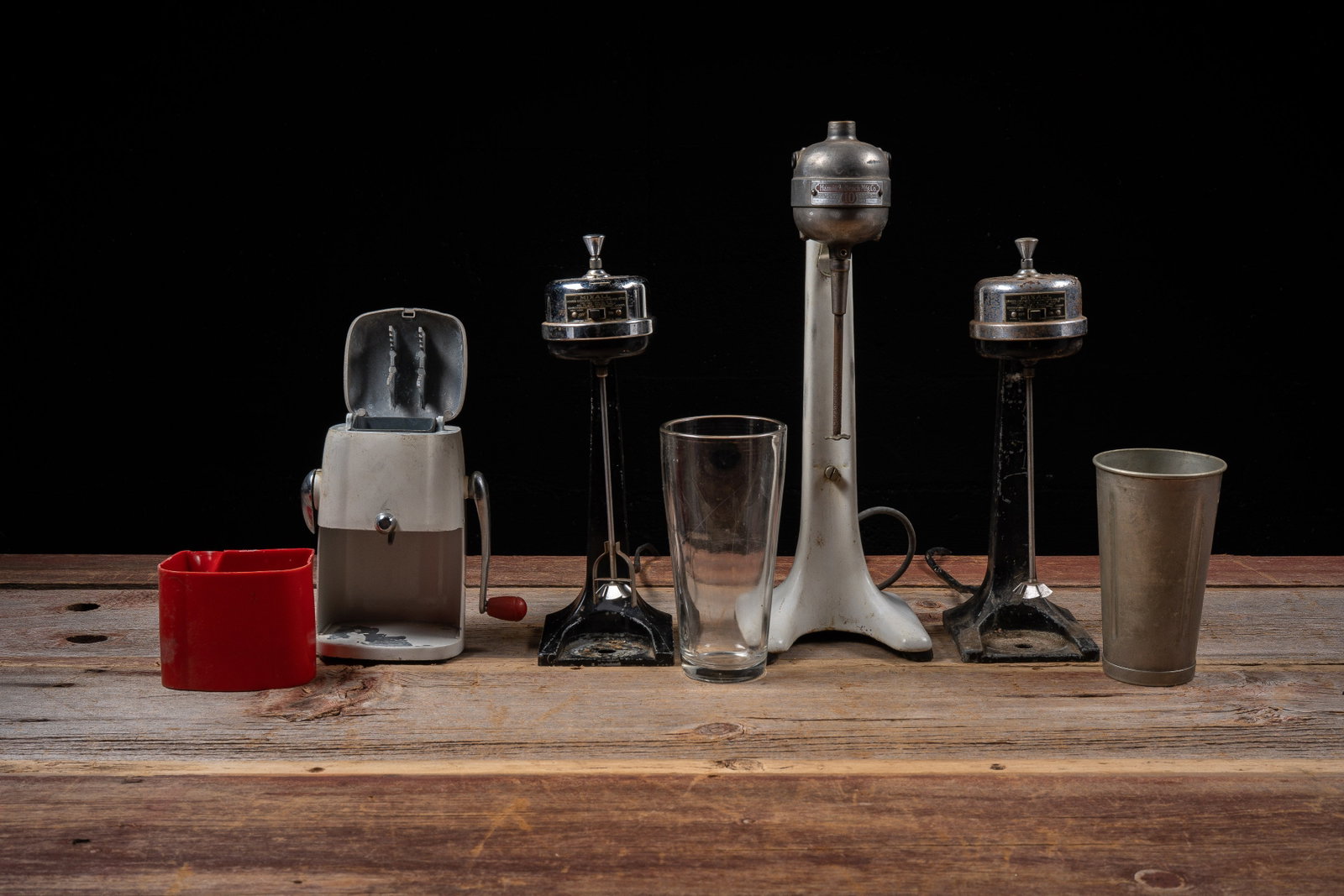 Vintage Drink Mixer Appliance Lot: **NOTE: Any shipping quotes provided on this screen or on your Live Auctioneers invoice are provided by Live Auctioneers. In-house shipping is available on all lots. For in-house shipping quotes, plea