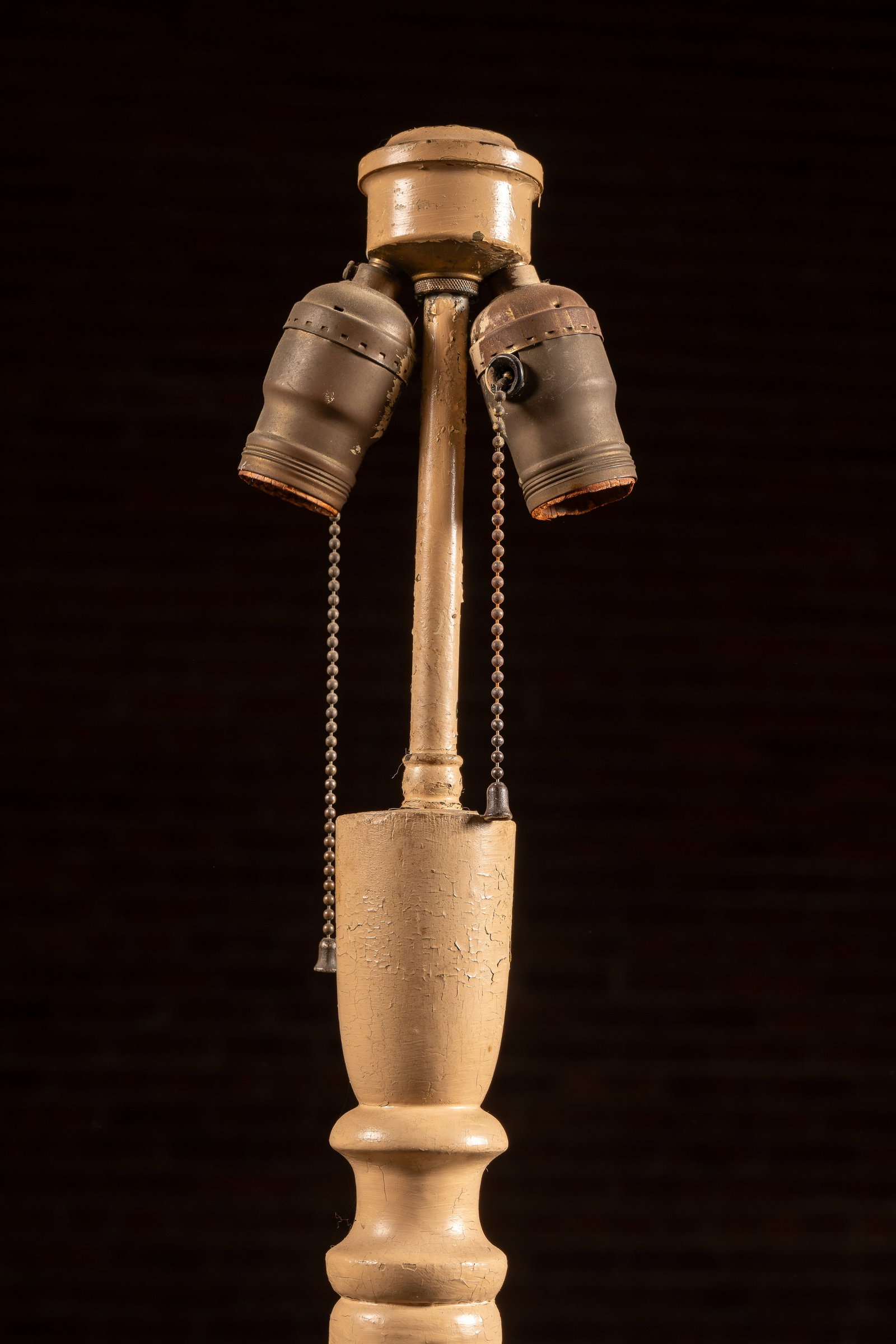 Double Socket Lamp, Painted Beige - 2