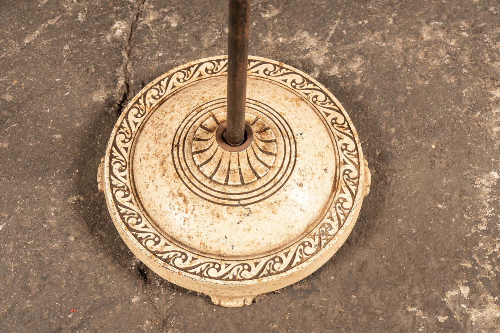 Threaded Lamp Base and Stand - 4